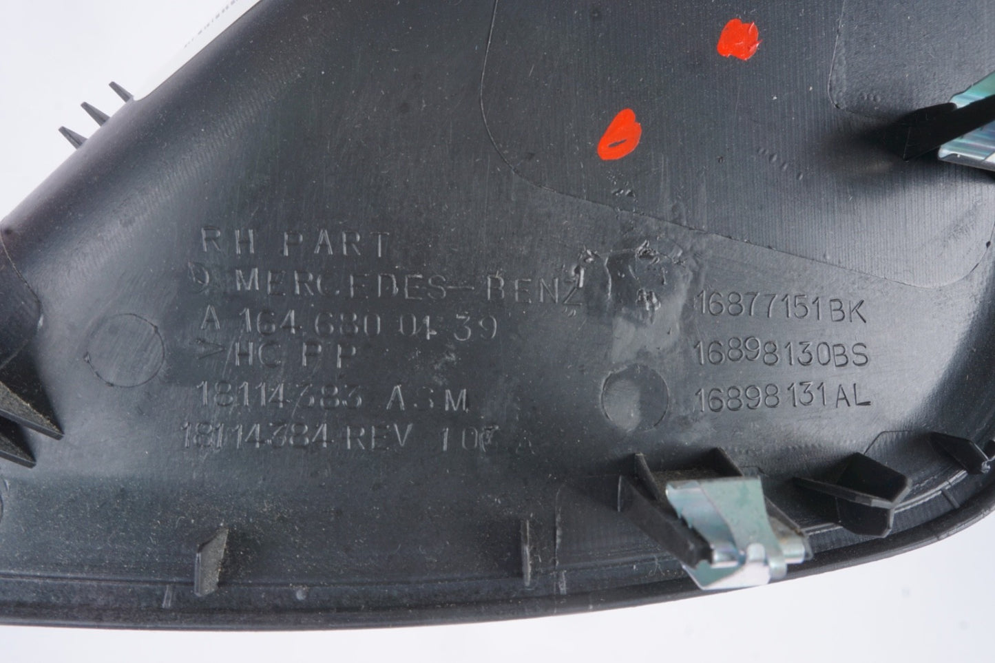 2006 - 2011 Mercedes ML350 Cover Dashboard Left Right End Cap OEM