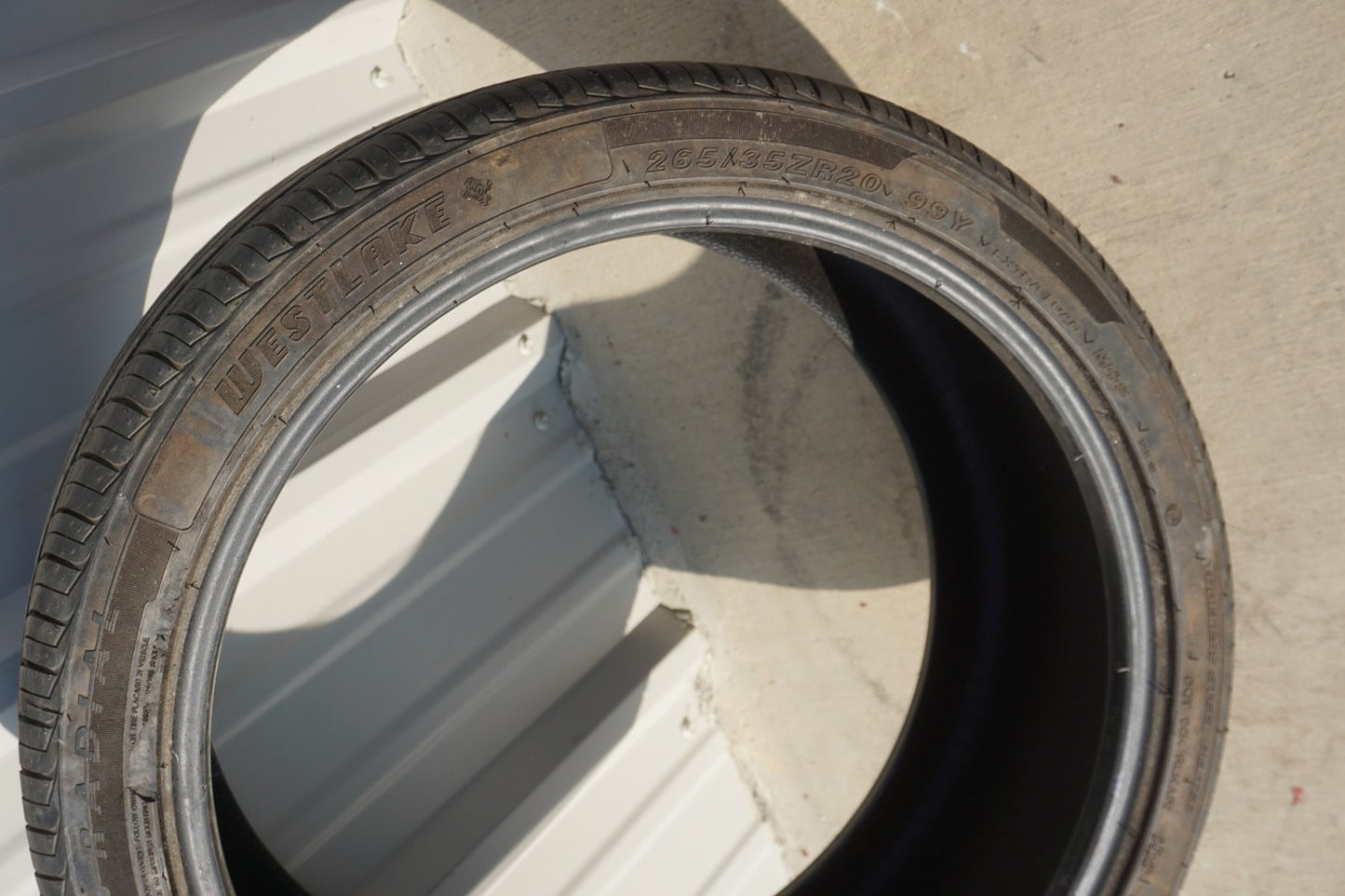 265/35ZR20 West Lake SA-07 Tire - 7.9/32 - USED