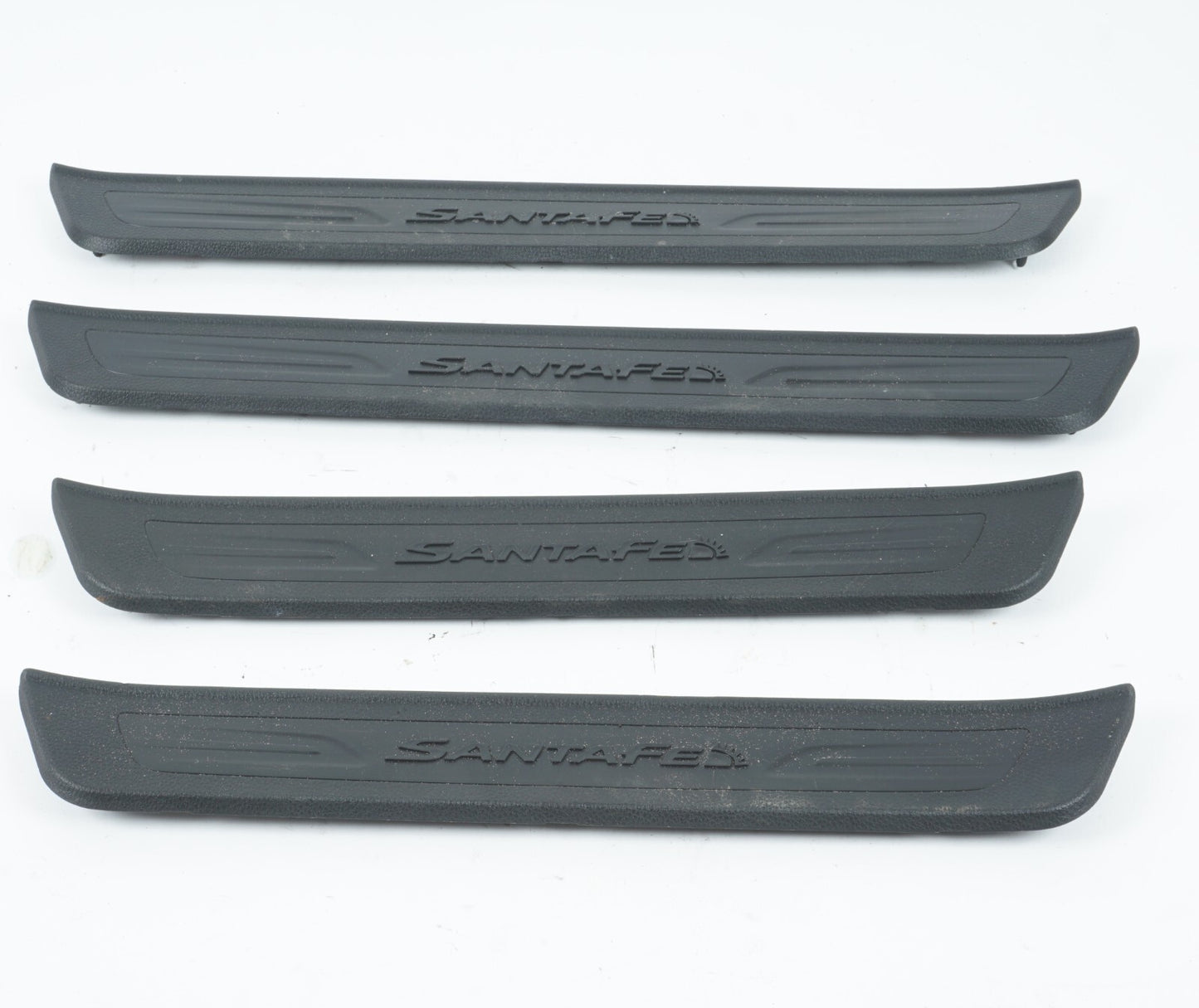 2013-2018 HYUNDAI SANTA FE DOOR SILL SCUFF PLATE TRIM FRONT & REAR OEM