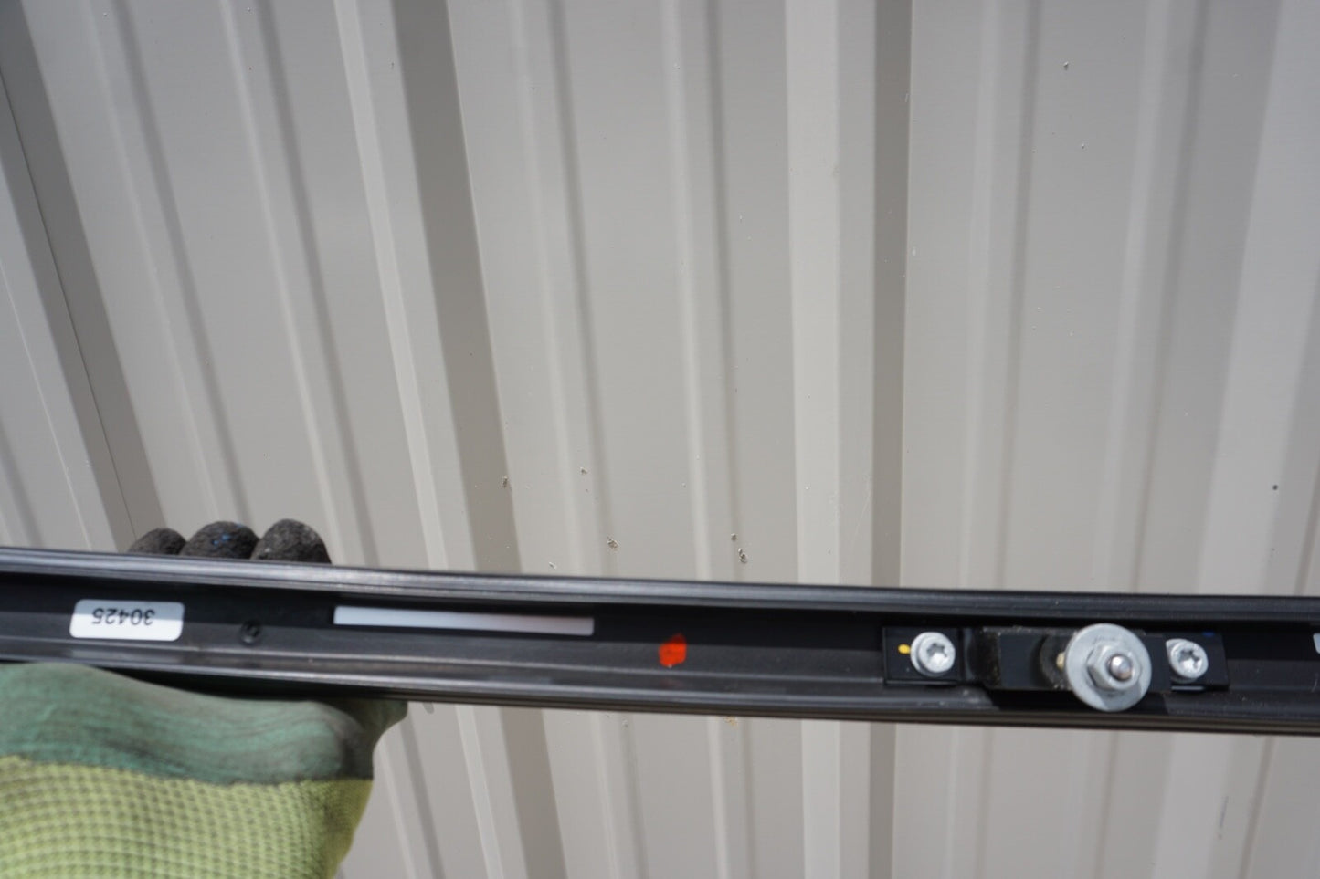 2015-2020 MERCEDES GLA250 X156 ROOF LEFT RAIL RACK LUGGAGE CARRIER MOLDING OEM