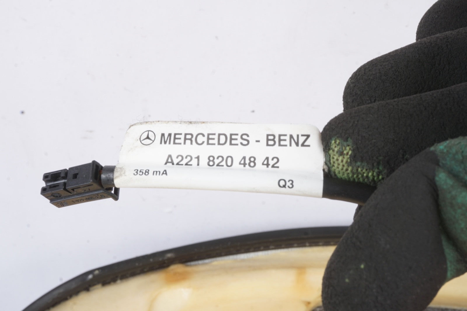 10-13 Mercedes W221 S550 S400 Front Right Seat Cushion Bottom Lower Black OEM