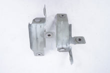 2011-2018 PORSCHE CAYENNE - Front LEFT RIGHT Fender Mount / Bracket 95850360900