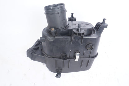 2014-2019 Maserati Ghibli  3.0L Air Cleaner Filter Box Right Passenger Side OEM