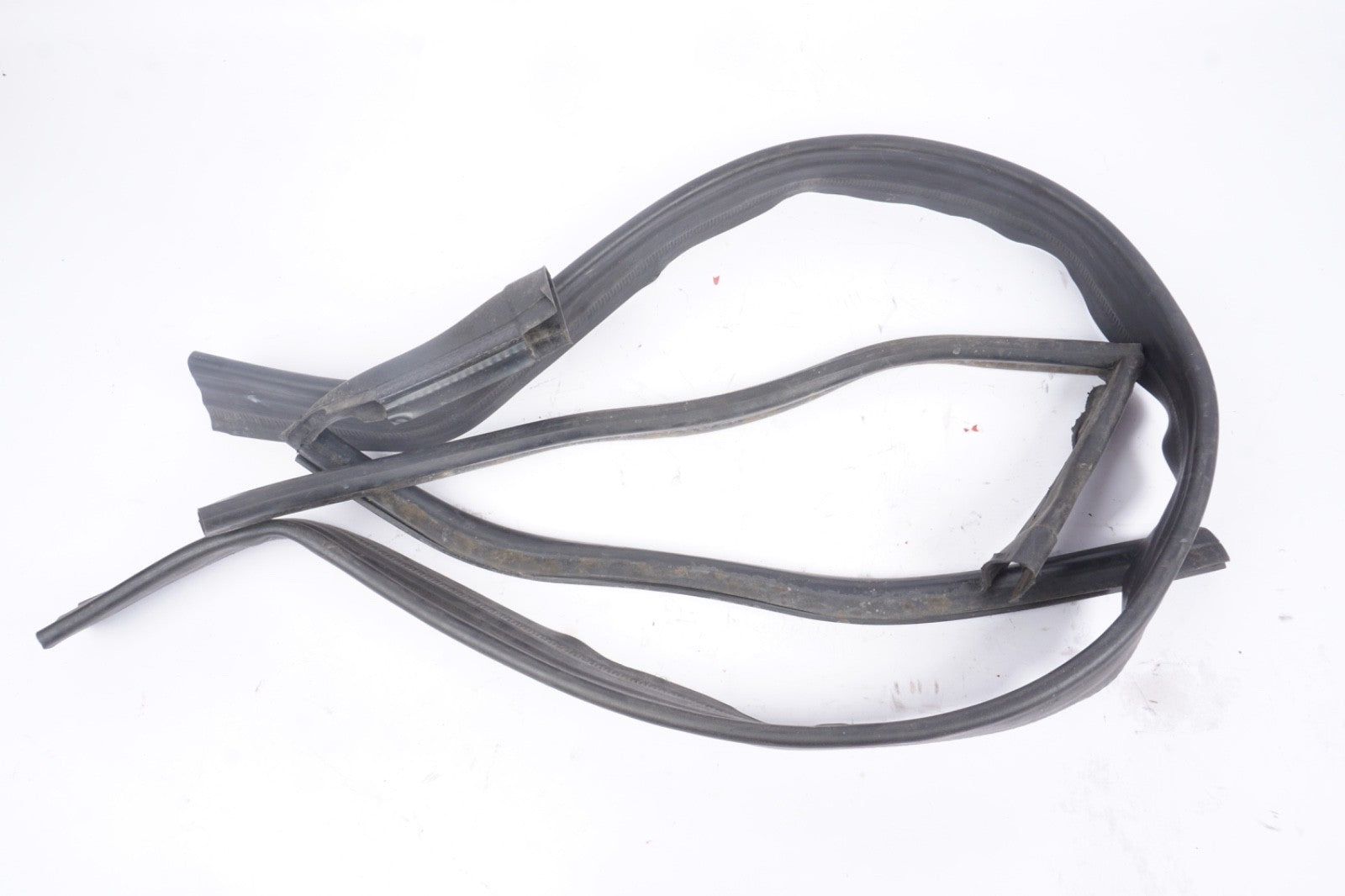 2010 - 2016 Mercedes Benz E Class W212 Engine Compartment Rubber Seal Set Oem