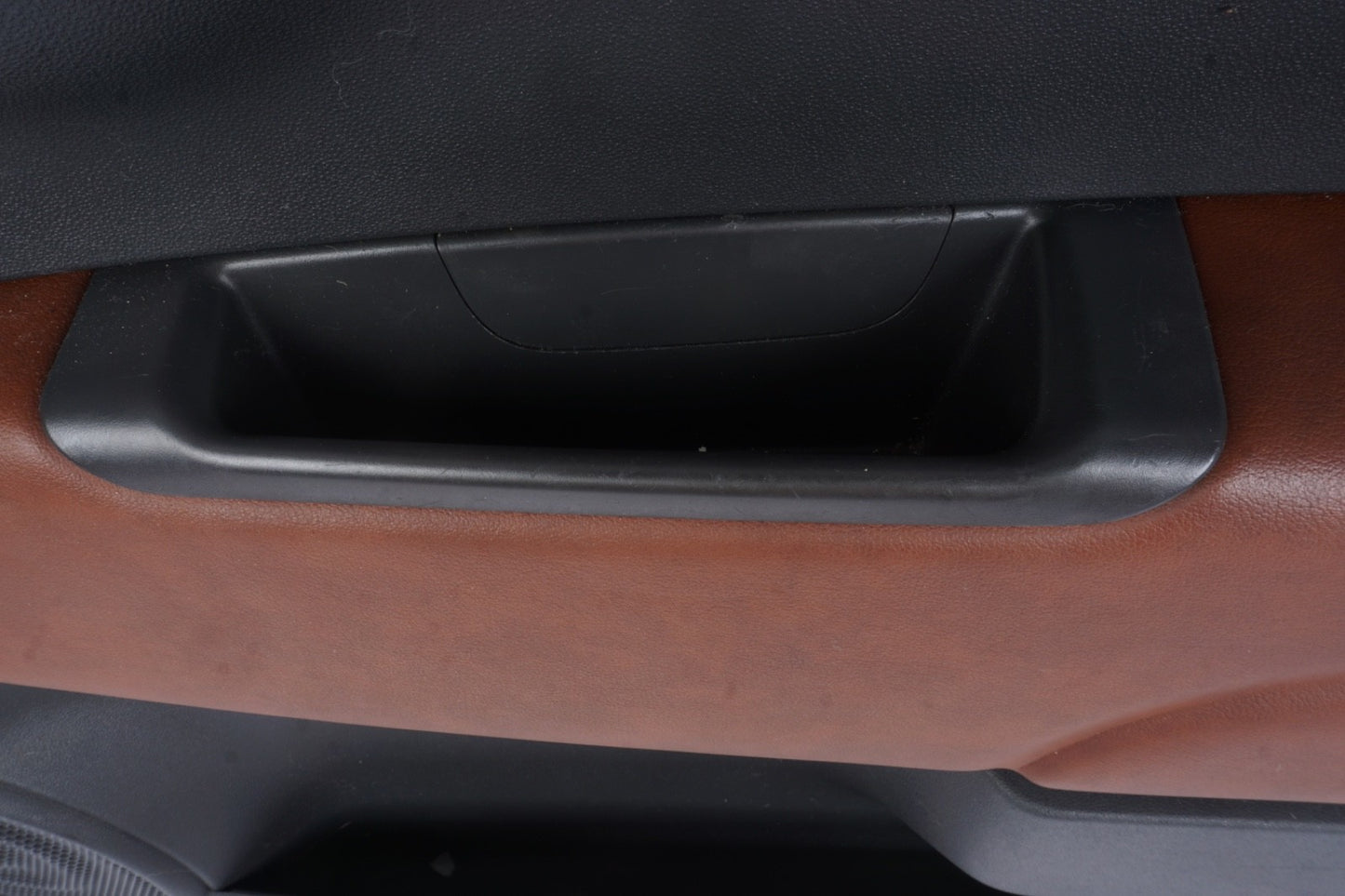 12-19 Fiat 500 Abarth Coupe Right Leather Interior Door Trim Panel