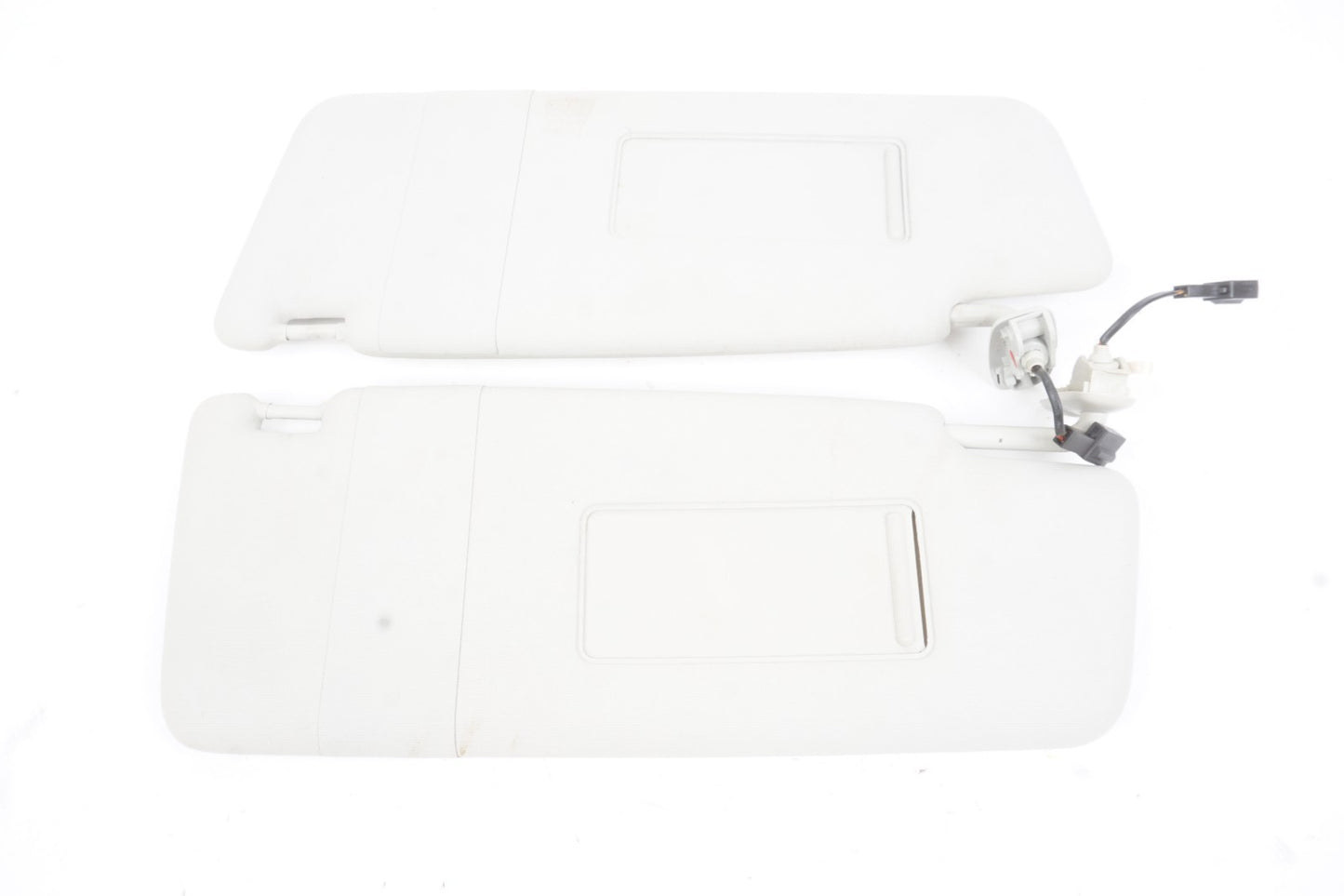 2012-2015 Volkswagen Passat Sun Visor Left & Right OEM