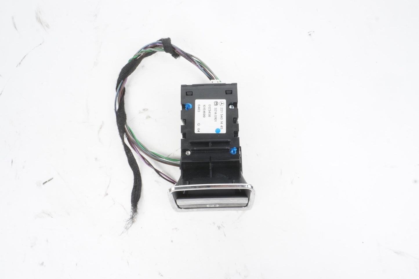 07-14 Mercedes W221 S550 CL550 Electronic Parking Button Switch 2215401445 OEM