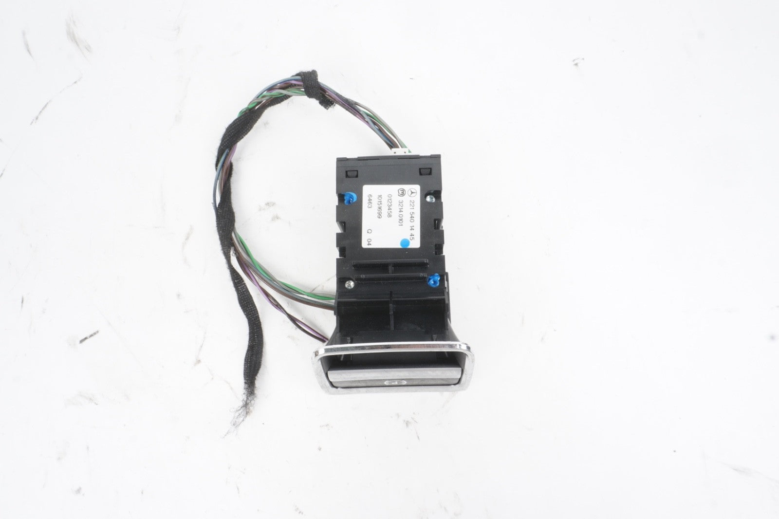 07-14 Mercedes W221 S550 CL550 Electronic Parking Button Switch 2215401445 OEM