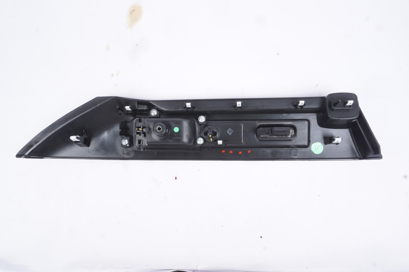 2018- 2025 ALFA ROMEO STELVIO RIGHT QUARTER UPPER PANEL TRIM COVER OEM 156122898