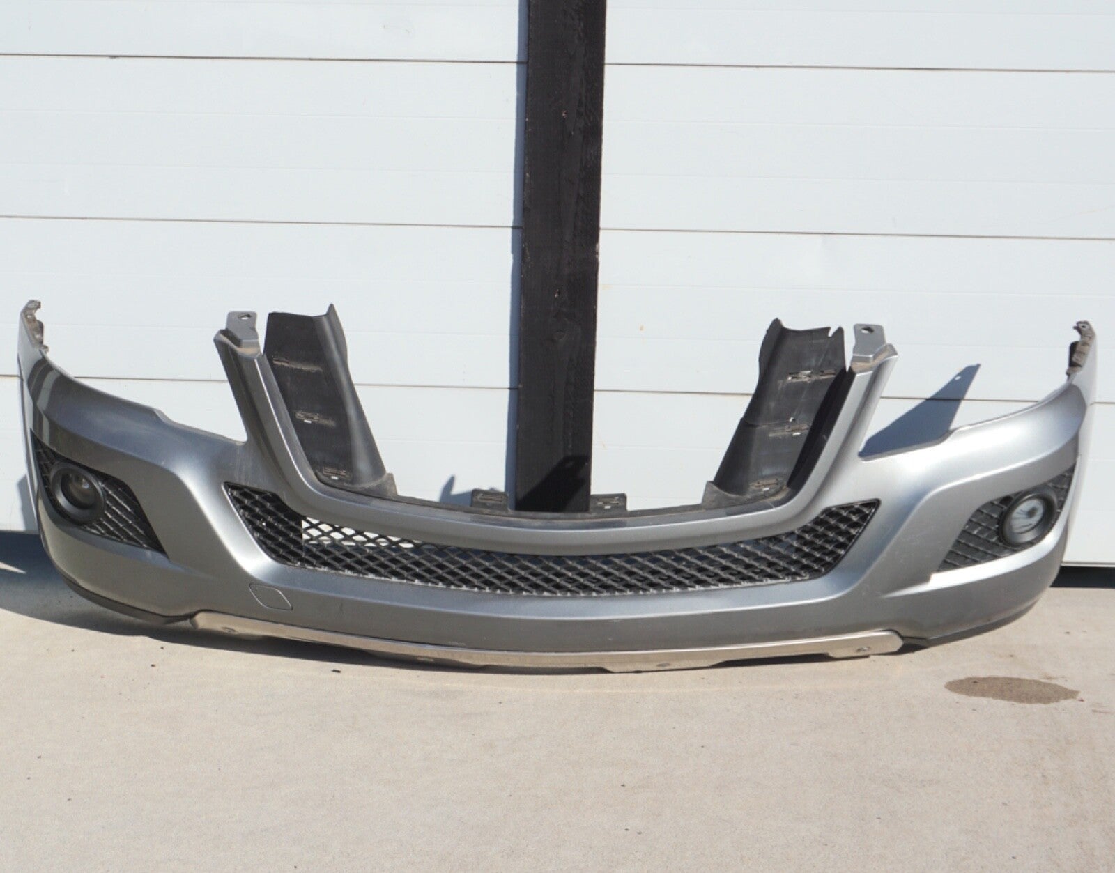 2009 2010 2011 Mercedes W164 ML350 ML450 Base Front Bumper Cover Assembly OEM