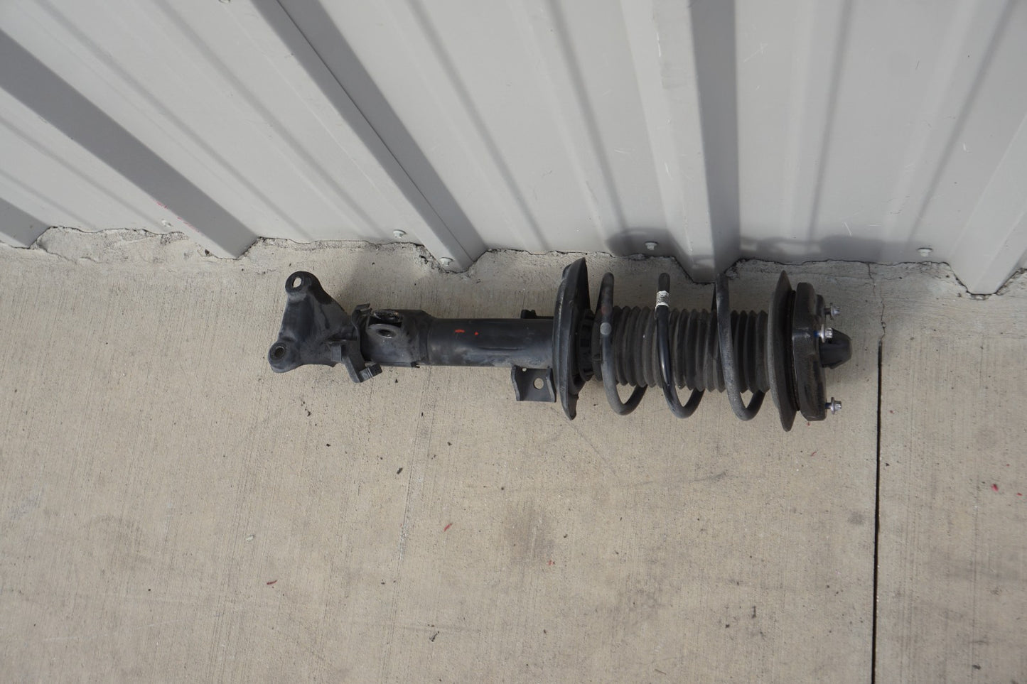 10-17 Mercedes W207 E350 E550 Coupe Front Right Shock Strut Absorber OEM