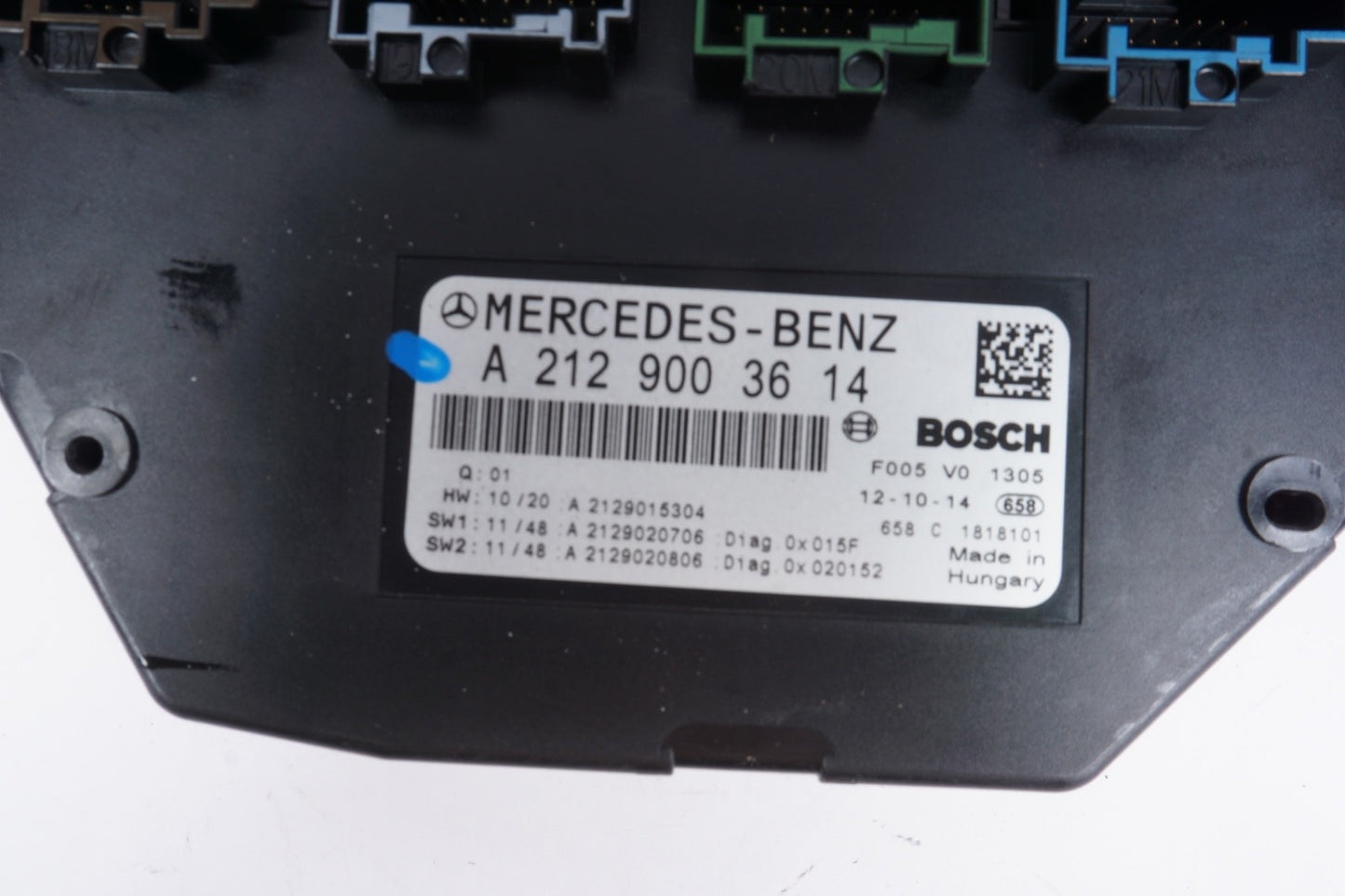 10-20 Mercedes W207 E350 SLK250 CLS63 Front SAM Module Relay Fuse Box OEM