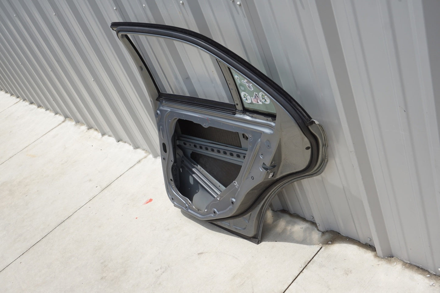 10-16 Mercedes W212 E350 E550 Sedan Rear Right Passenger Side Door Shell OEM