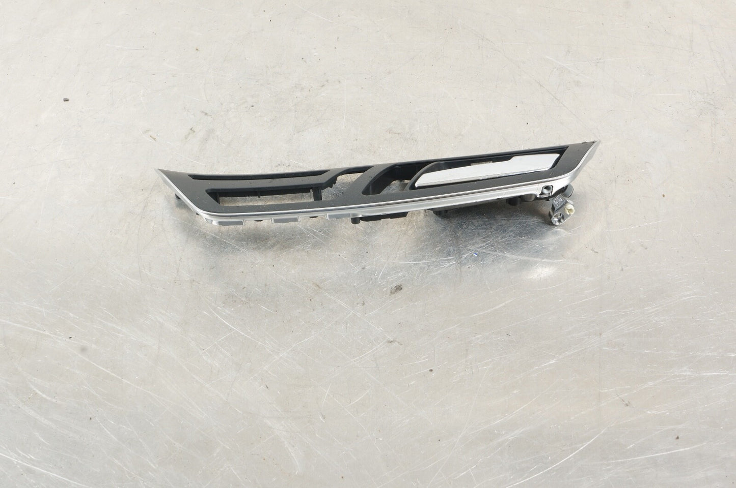 07-13 Mercedes S550 W221 OEM Front Right Interior Door Handle A3364010001 1089