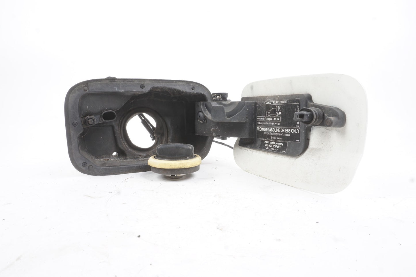 08-14 Mercedes-Benz C300 Gas Fuel Tank Filler Lid Door OEM