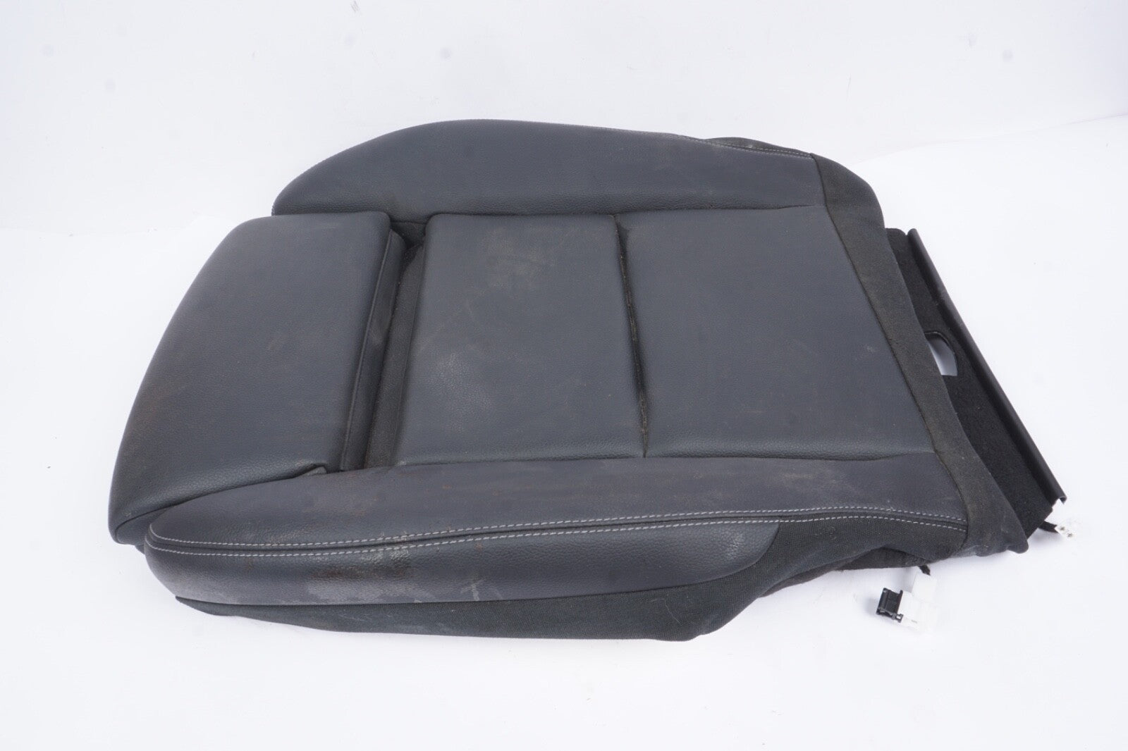 2017-2020 MERCEDES GLA250 X156 FRONT LEFT SIDE LOWER SEAT CUSHION BOTTOM OEM