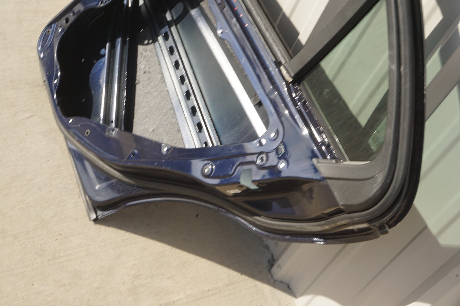 08-14 Mercedes C300 C350 W204 Rear Right Passenger Side Door Shell OEM
