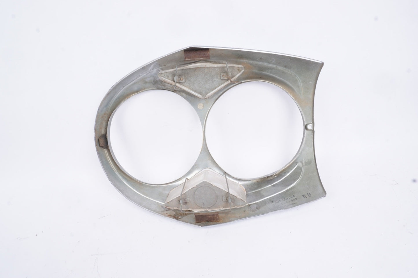 Mercedes W111 W108 W109 W112 US Headlight Trim 220SE 250SE 280SE 0301350007
