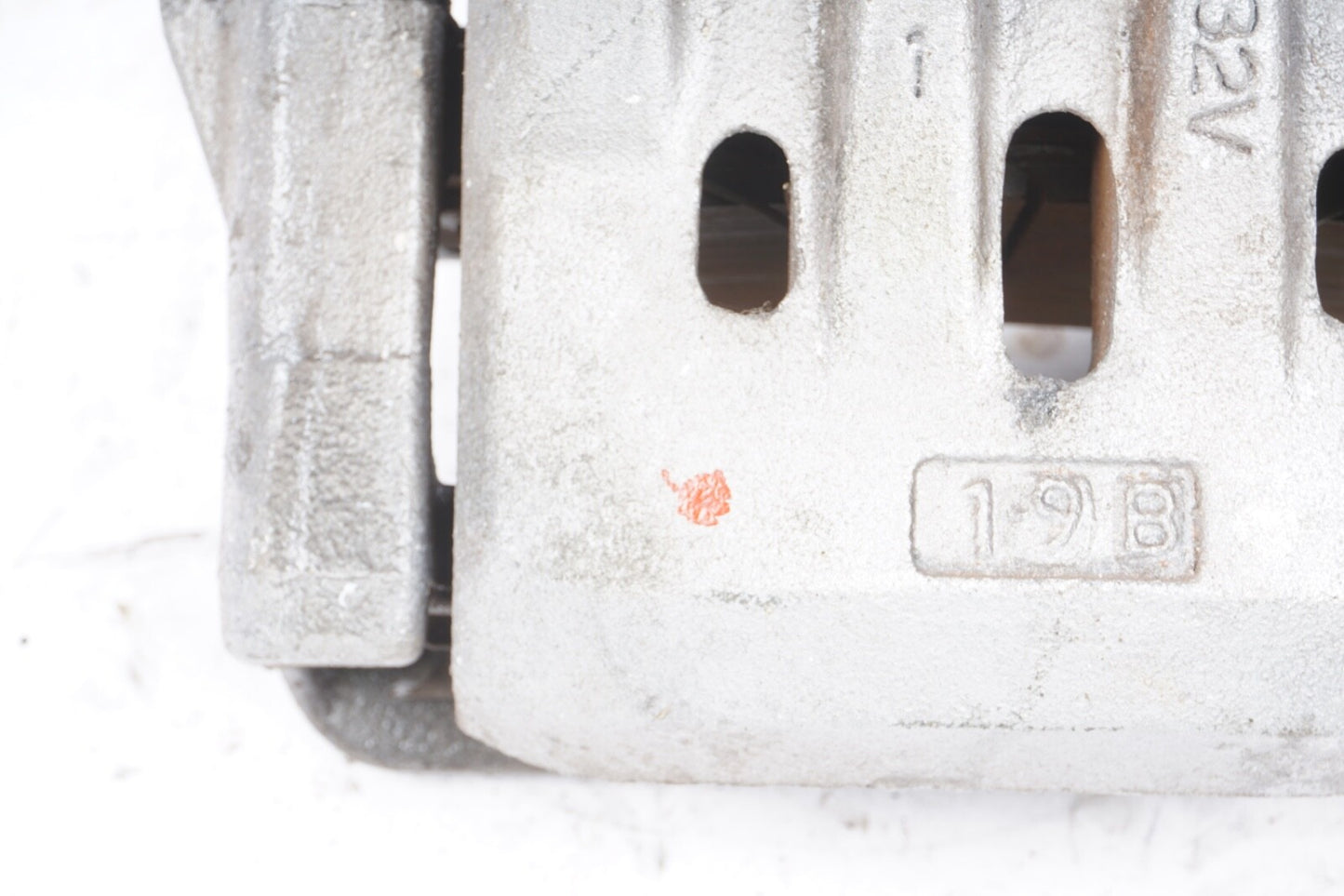 02-10 Lexus SC430 Z40 Front Left Side Brake Caliper