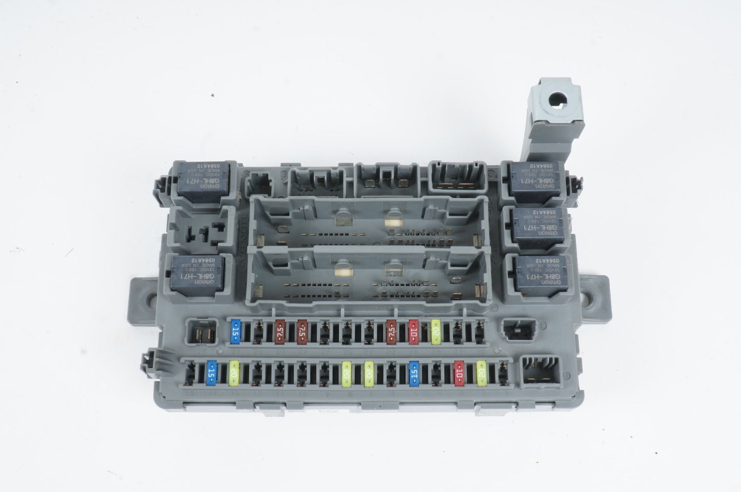 2014 - 2017 HONDA ODYSSEY FUSE RELAY BOX  OEM