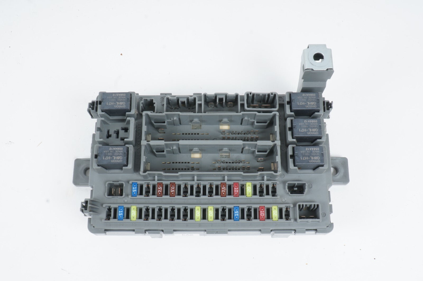 2014 - 2017 HONDA ODYSSEY FUSE RELAY BOX  OEM