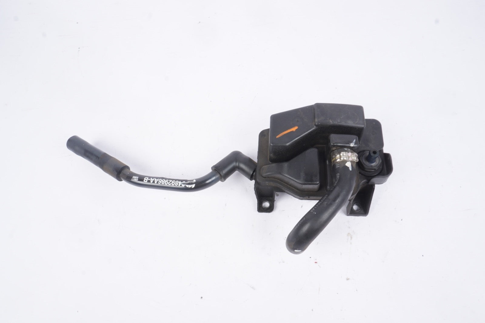 2012-2017 fiat 500 1.4l engine pcv crankcase vent valve oil separator OEM