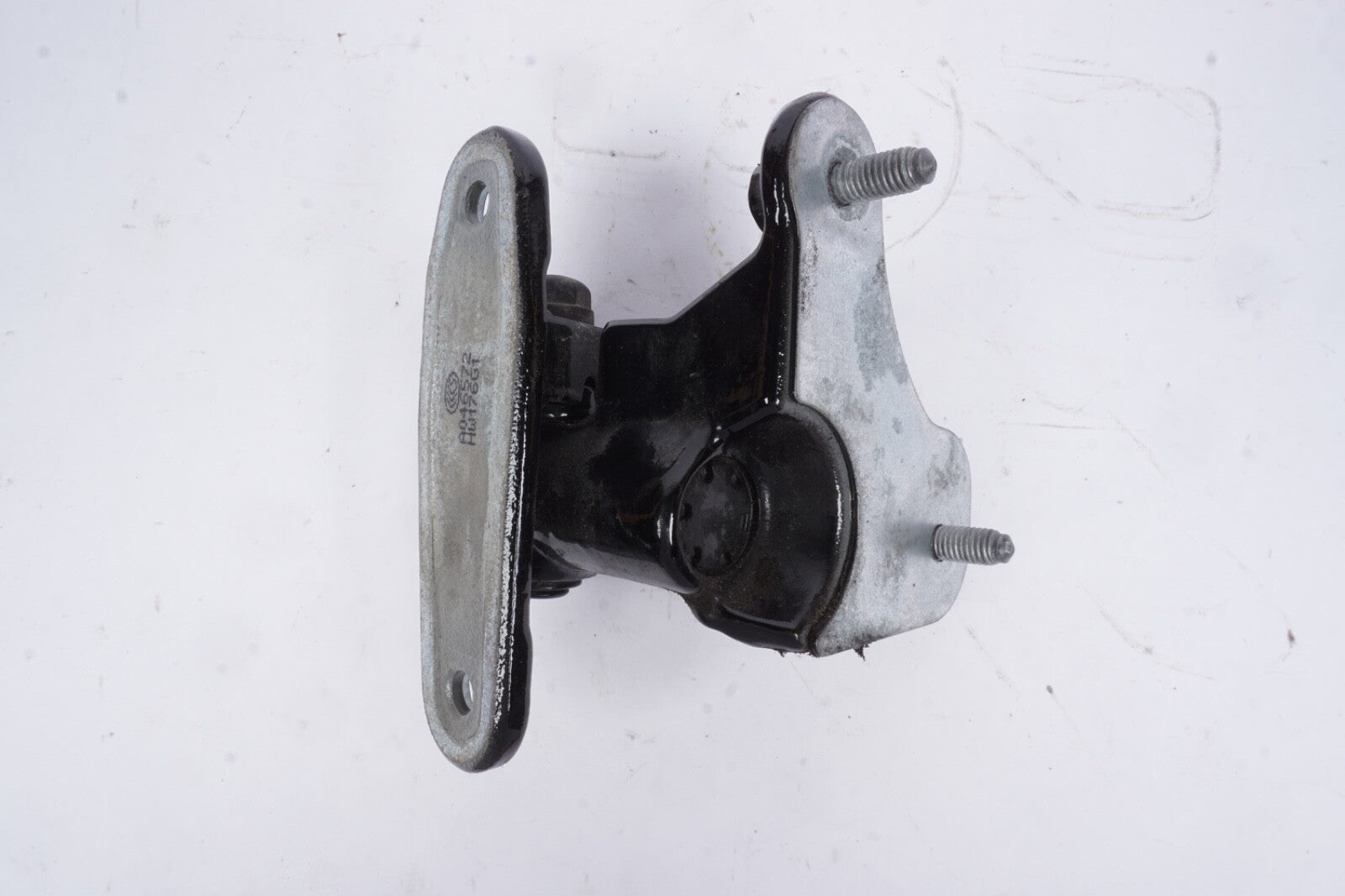 2015-2020 MERCEDES-BENZ GLA250 X156 2.0L - REAR LEFT DOOR Hinge (Lower)
