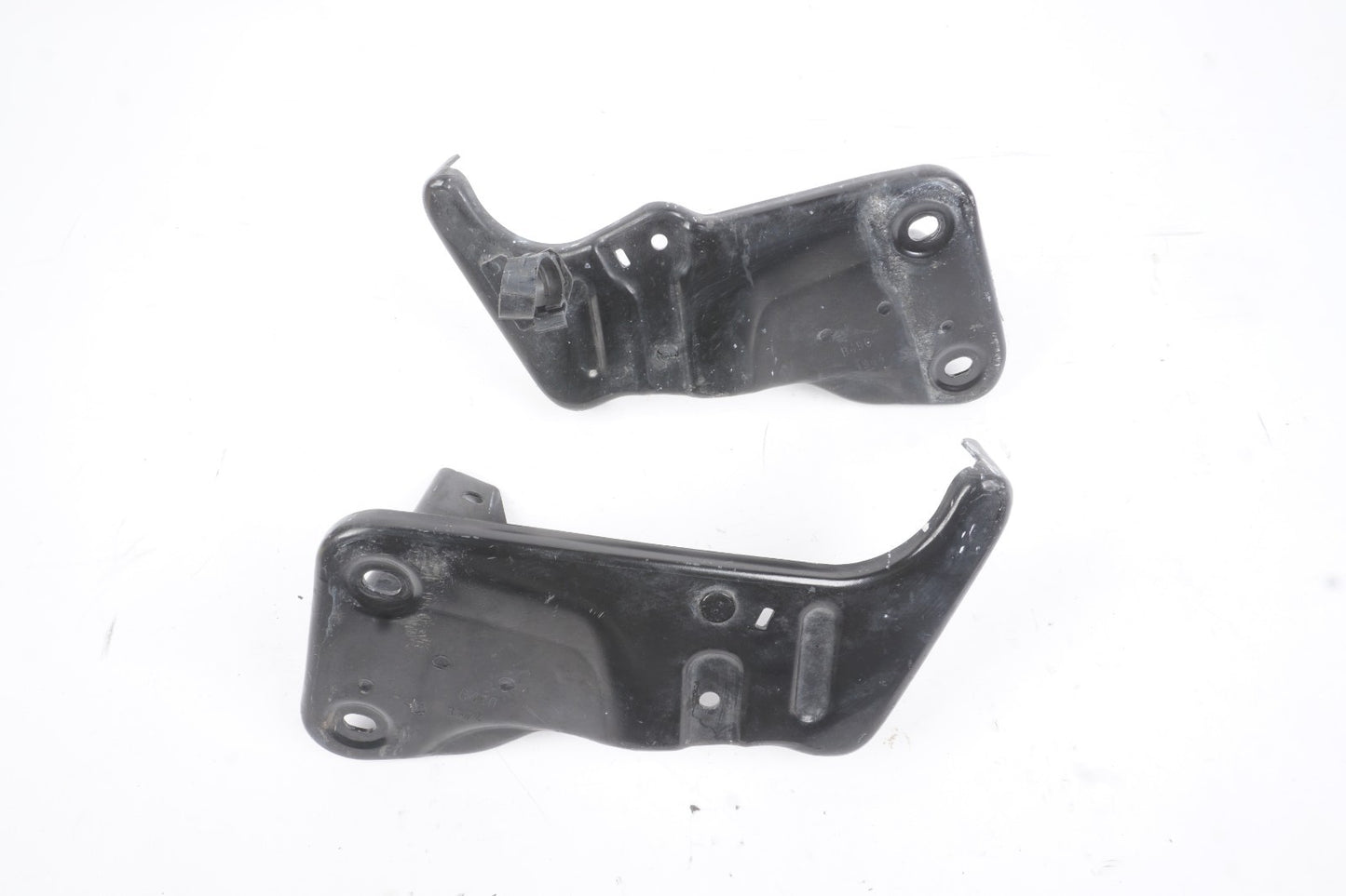 2014-2019 Maserati Ghibli Front Subframe Support Mount Bracket Left & Right  OEM