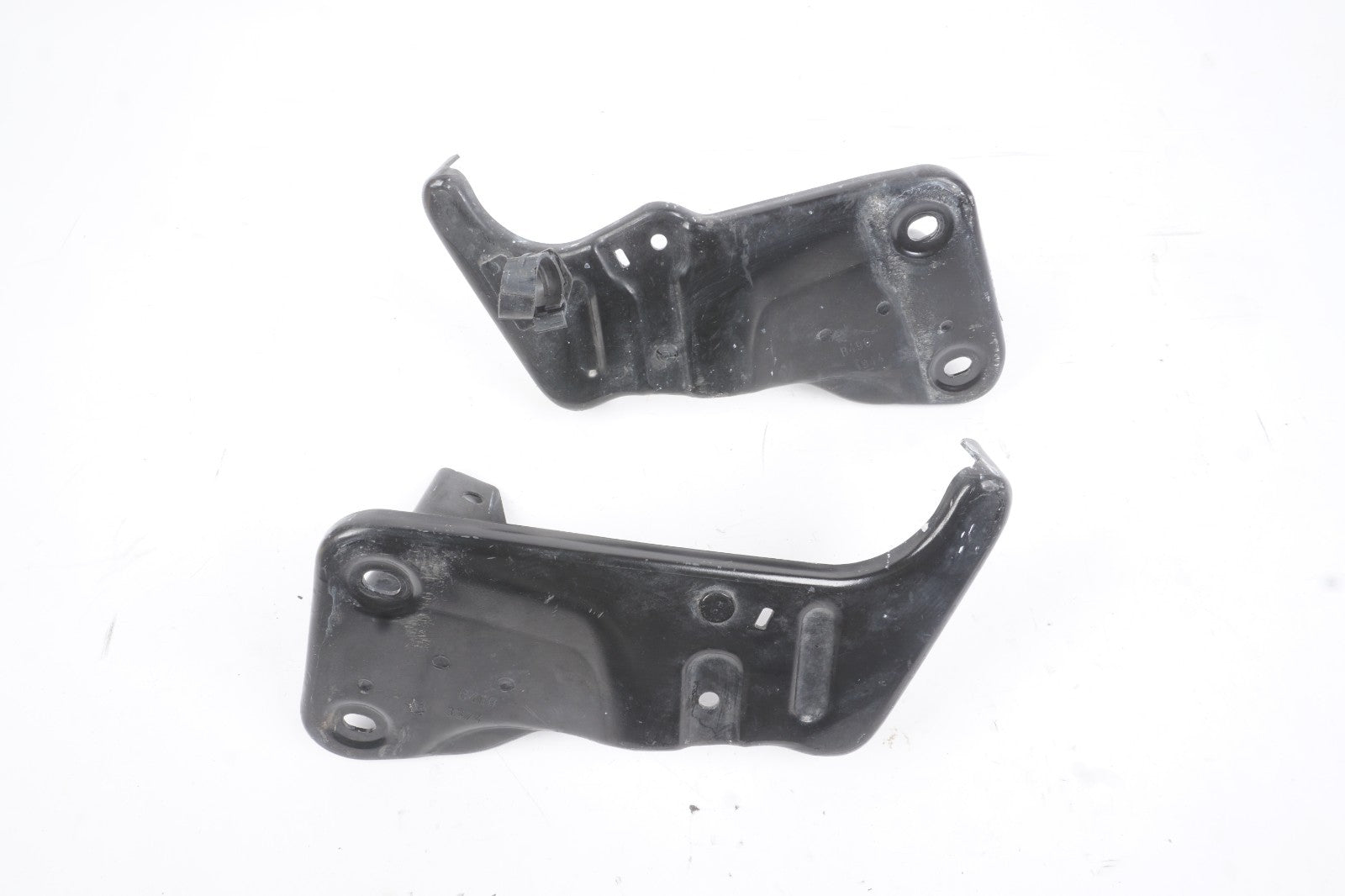 2014-2019 Maserati Ghibli Front Subframe Support Mount Bracket Left & Right  OEM
