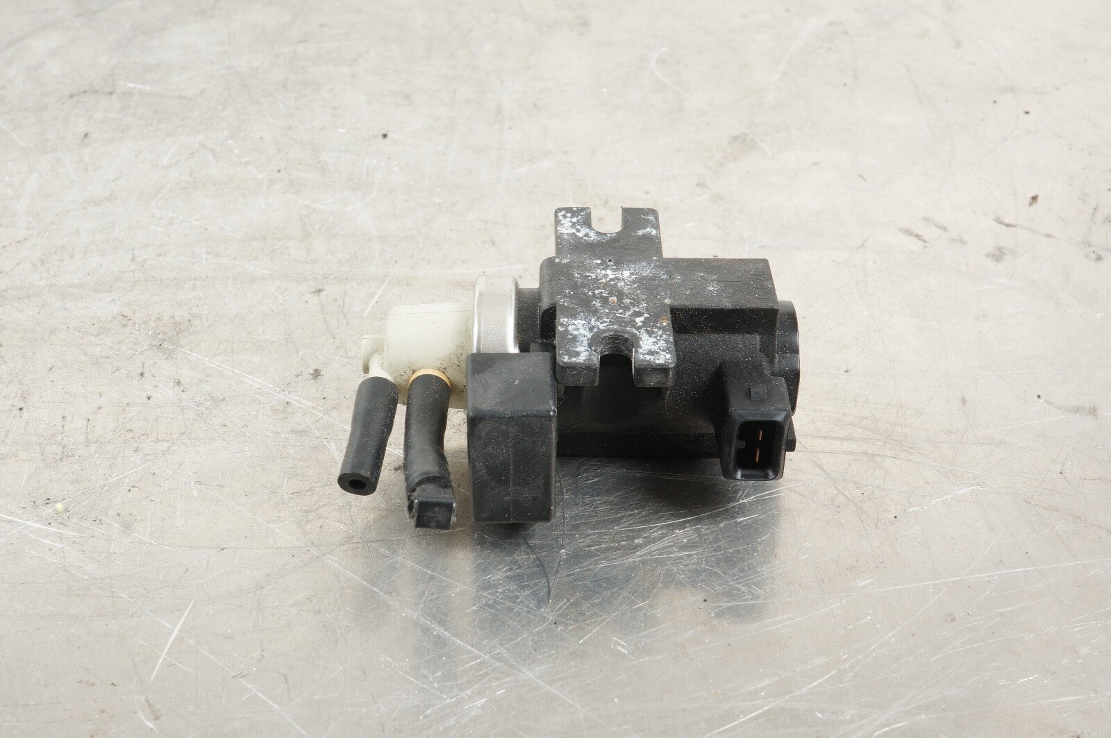 2007-2011 BMW 335I - Boost Pressure Solenoid 7626350