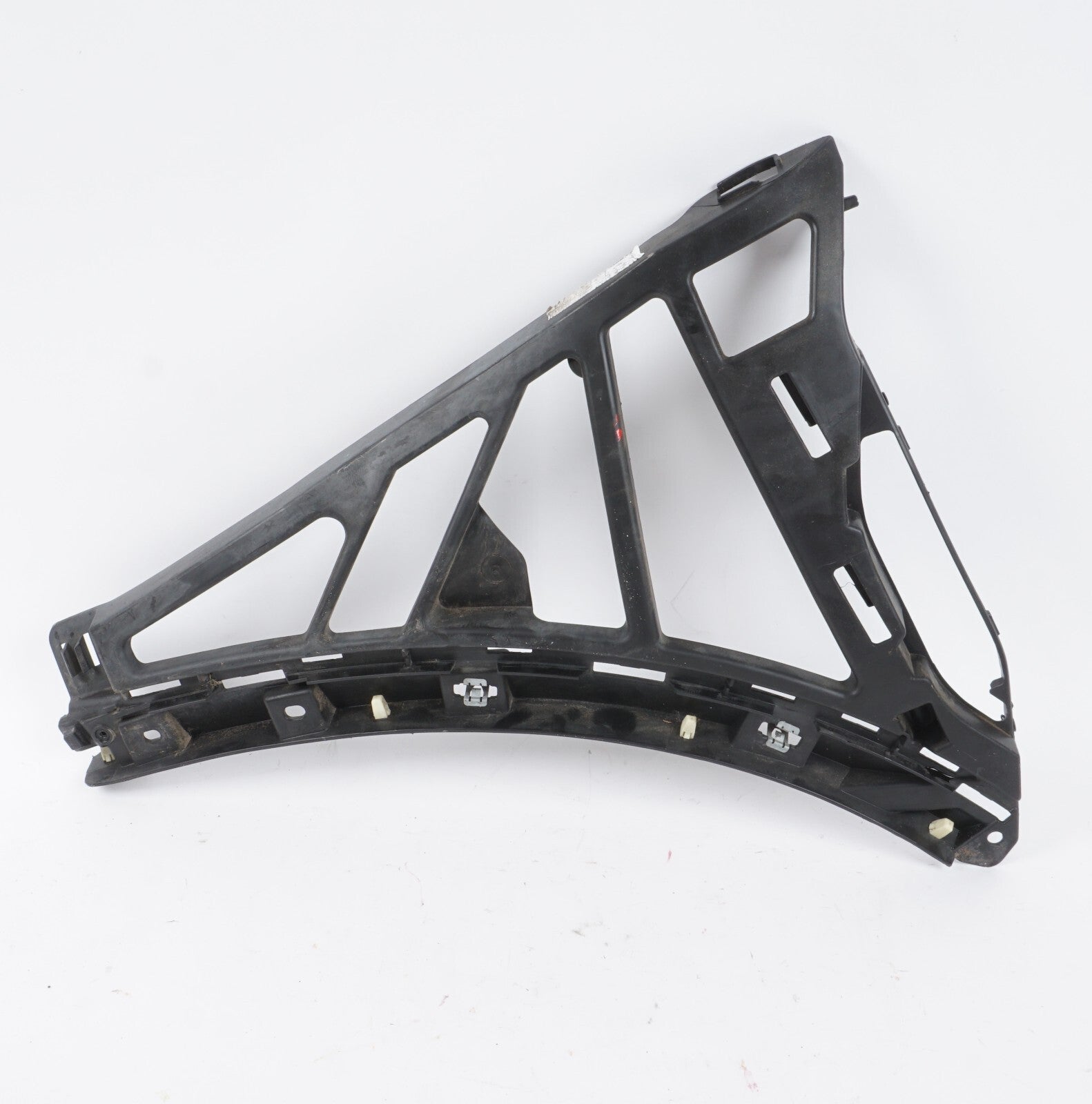 2011-2014 PORSCHE CAYENNE FRONT LEFT DRIVER SIDE BUMPER BRACKET GUIDE OEM