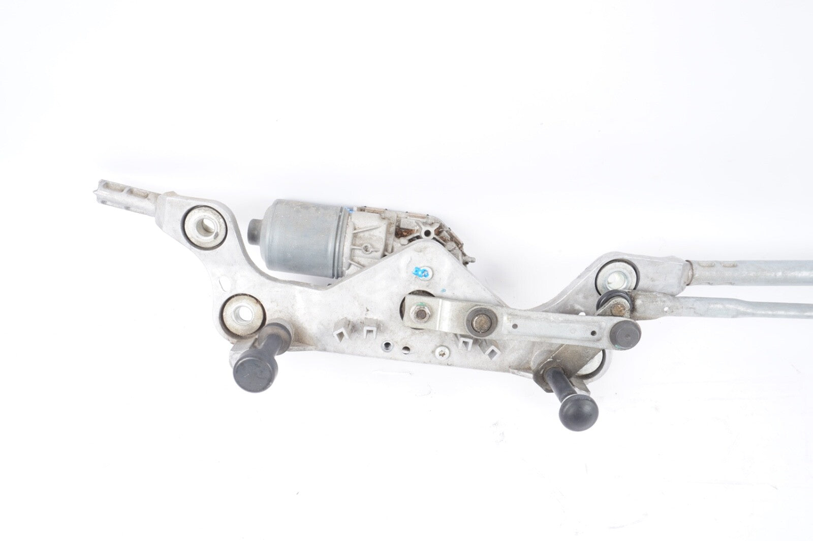 11-18 PORSCHE Cayenne Front Wiper Transmission Linkage W/ Motor OEM