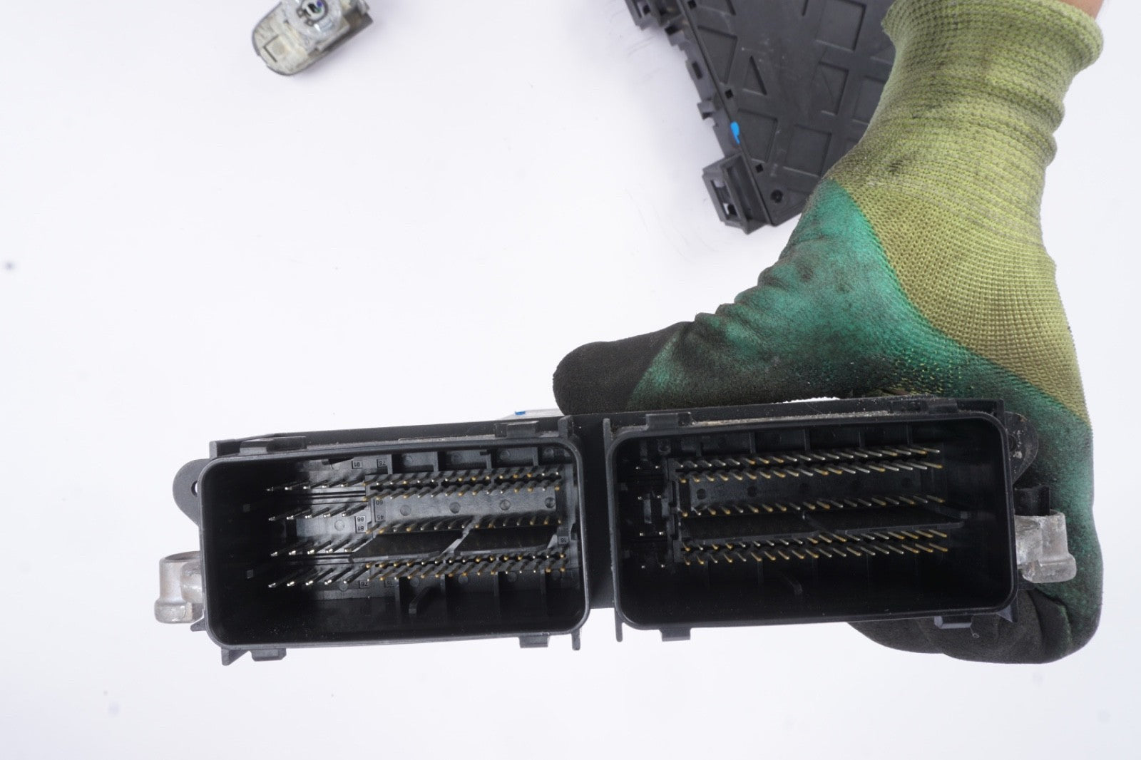 2016 - 2018 Ford Focus 1.0l Enc Engine Computer Bcm Body Control Ignition Lock