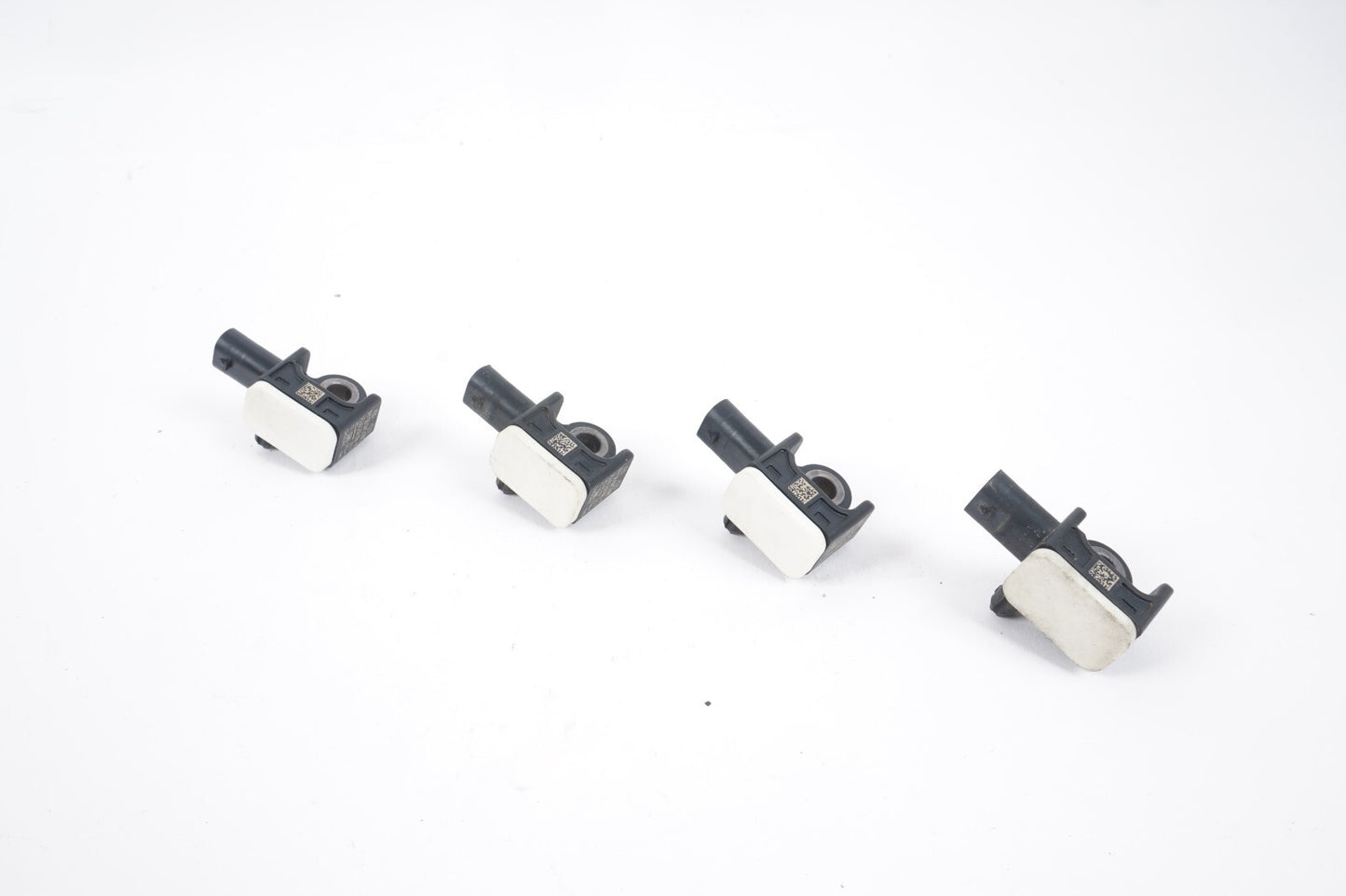 2014-2019 MASERATI GHIBLI SENSORS SET OF 4 56054085AA OEM