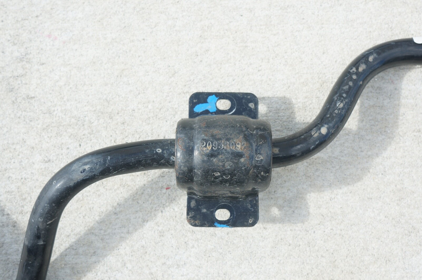 2020 - 2023 CADILLAC CT4 Stabilizer Bar 84143820