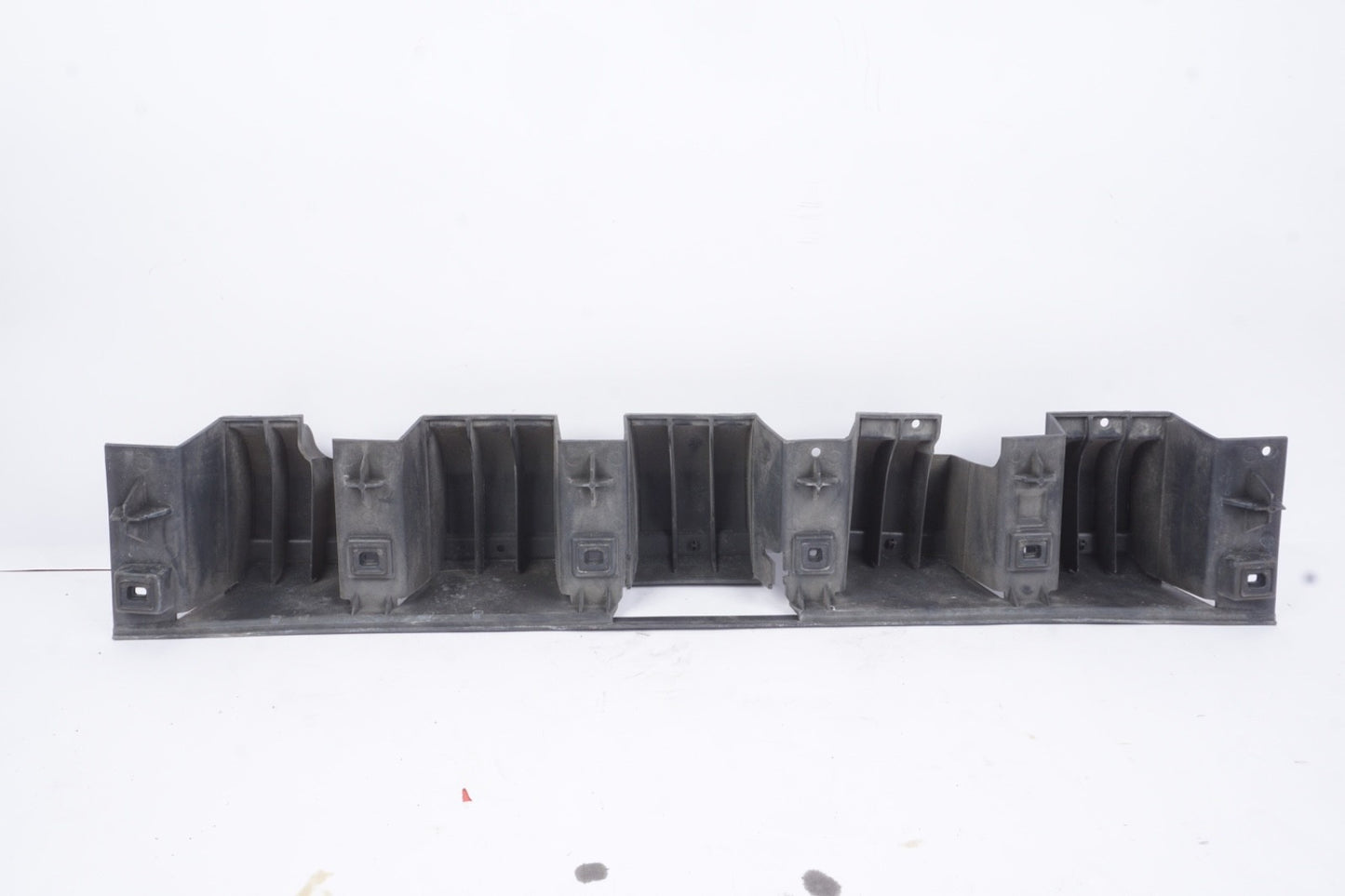 2006 - 2013 VOLVO C70 REAR BUMPER MOUNT BRACKET 09466909 OEM