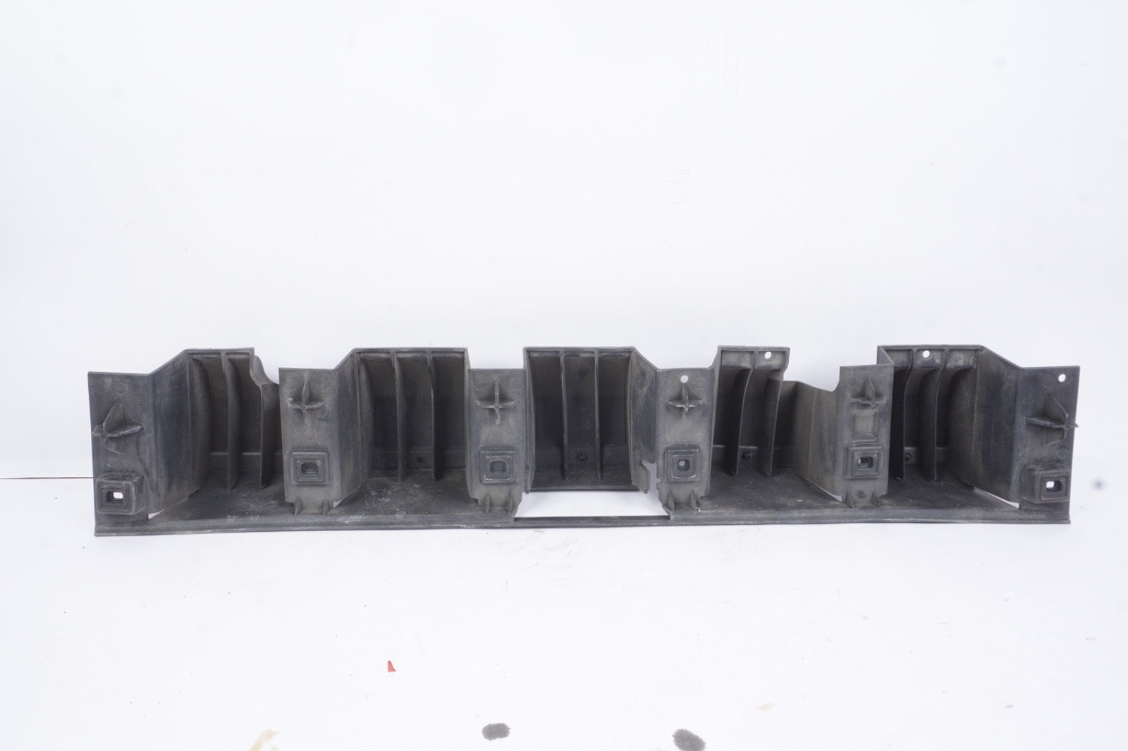 2006 - 2013 VOLVO C70 REAR BUMPER MOUNT BRACKET 09466909 OEM