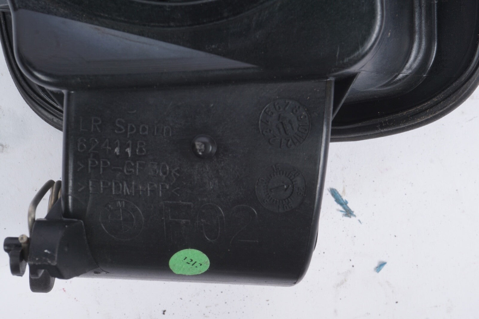 2009-2015 BMW 750LI F02 GASOLINE FUEL TANK FILLER DOOR LID COVER BLACK OEM