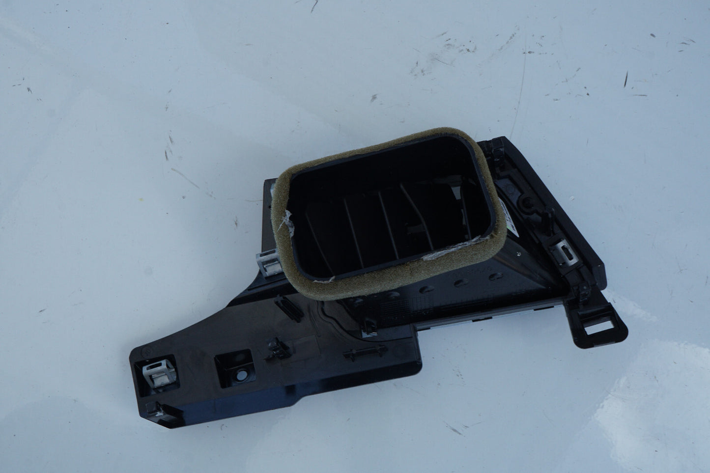 2011 - 2017 AUDI A8 A8L DASH AC HEATER AIR VENT LEFT DRIVER 4H1820901A OEM
