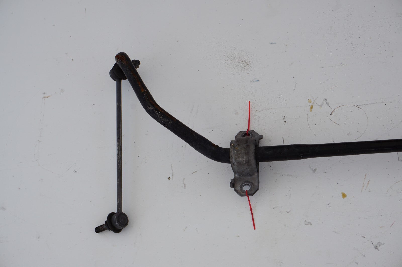 2012 - 2018 BMW 650i RWD FRONT SWAY BAR STARBILIZER  OEM