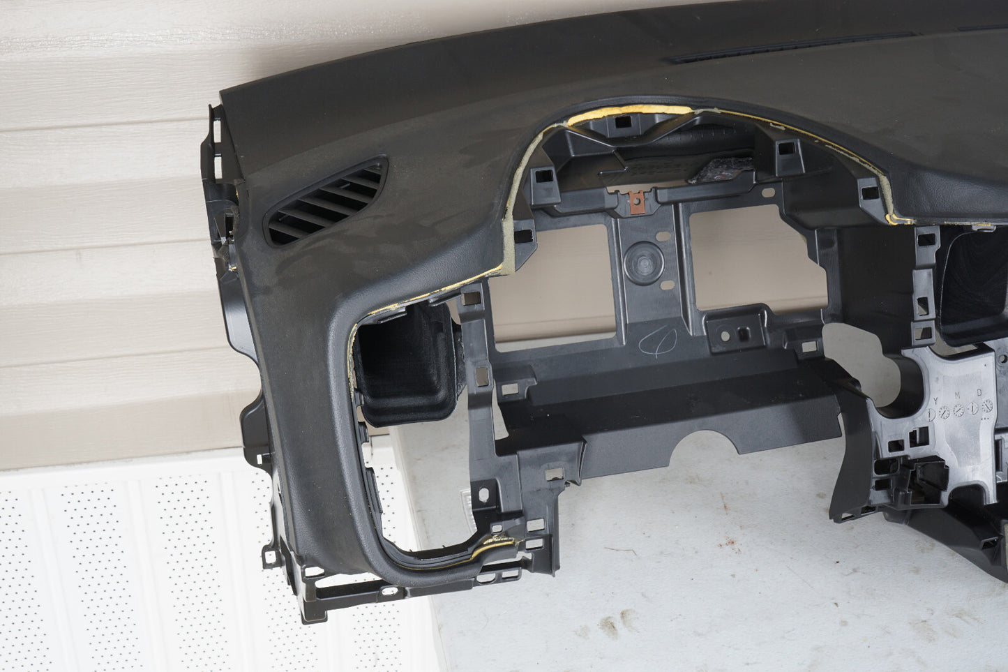 14 - 20 MITSUBISHI OUTLANDER DASH DASHBOARD PANEL OEM