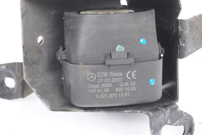 07-14 Mercedes W221 S550 CL550 S400 Anti Theft Alarm Horn Siren 2218701391 OEM