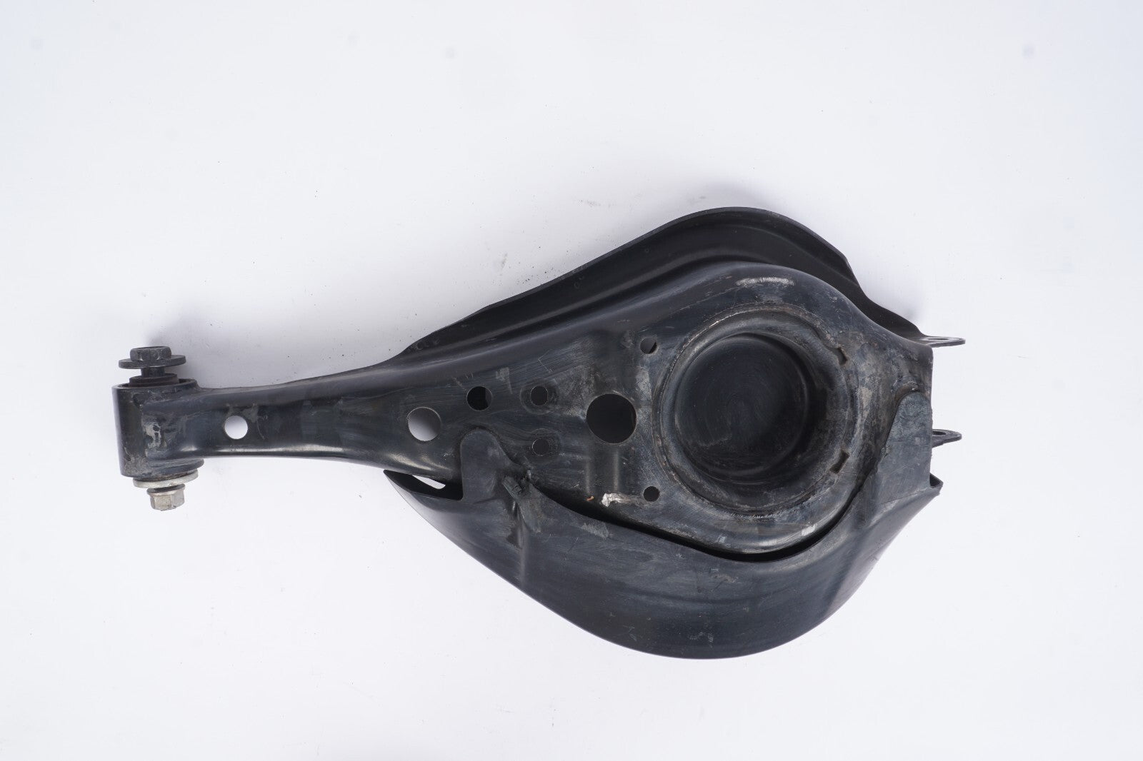 2015 - 2019 Toyota Highlander Rear Lower Control Arm Right Passenger Side OEM