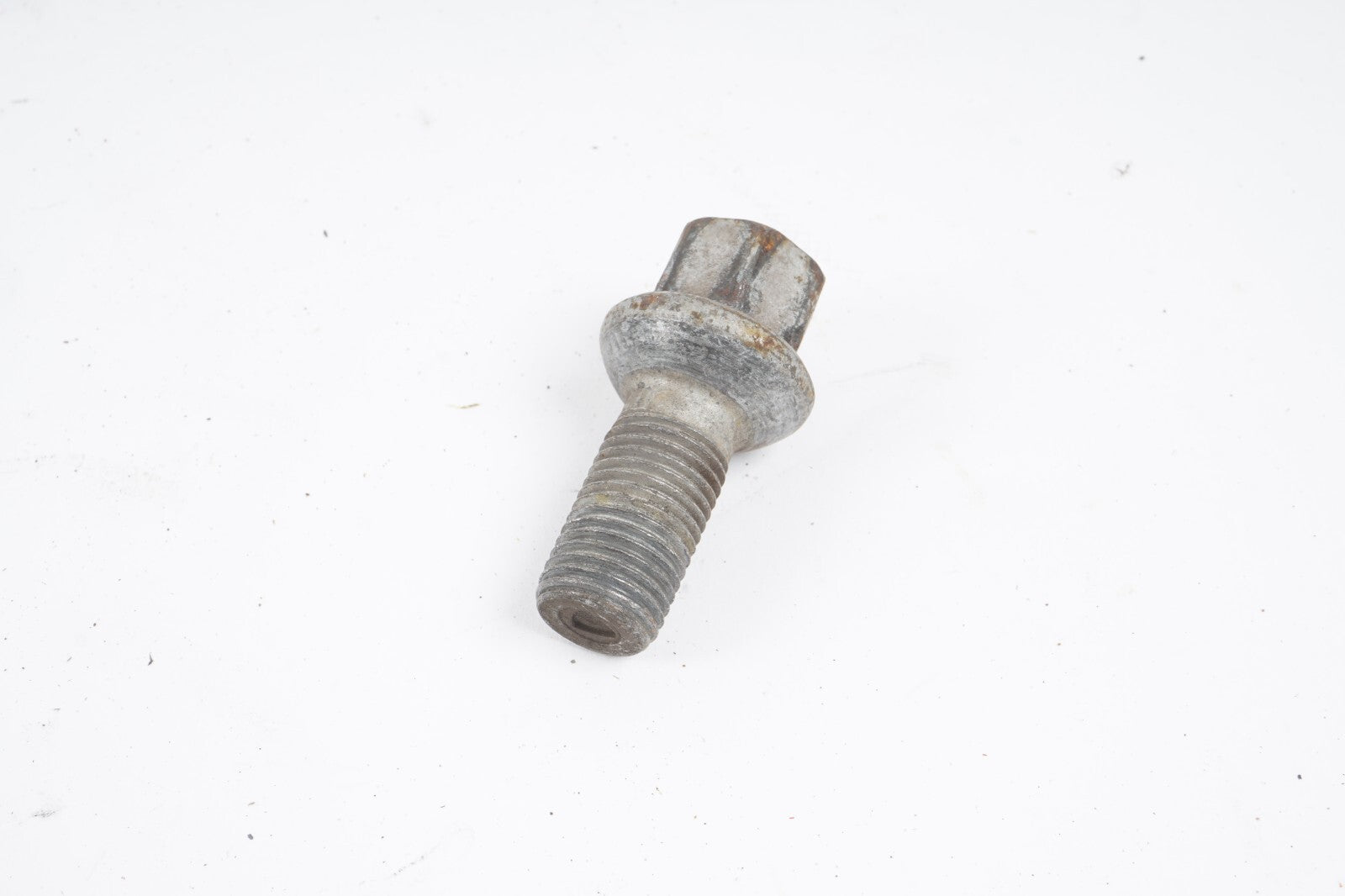 2008-2014 Mercedes-Benz W204 C300 C250 C350 WHEEL LUG NUT BOLTS SET OF 20 OEM