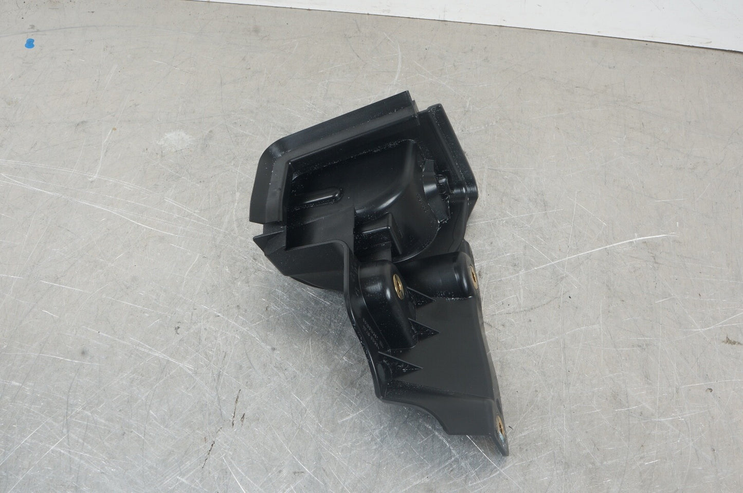 2020 MERCEDES-BENZ SL R231 Front Right Partition Bracket A2316902400 9918015392