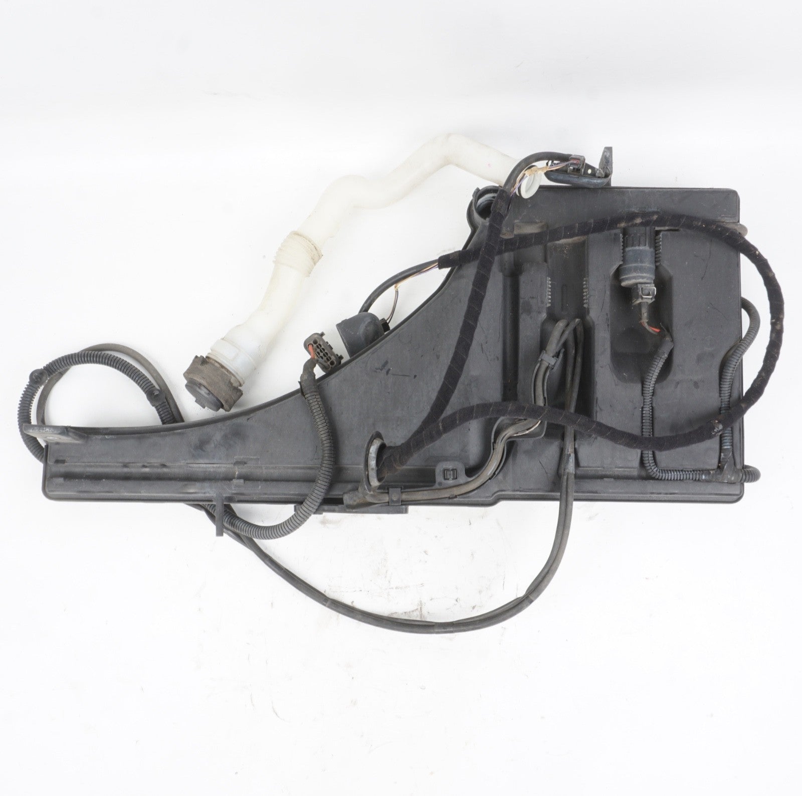 2014-2020 Maserati Ghibli S Q4 Windshield Washer Reservoir Bottle 670006414 OEM