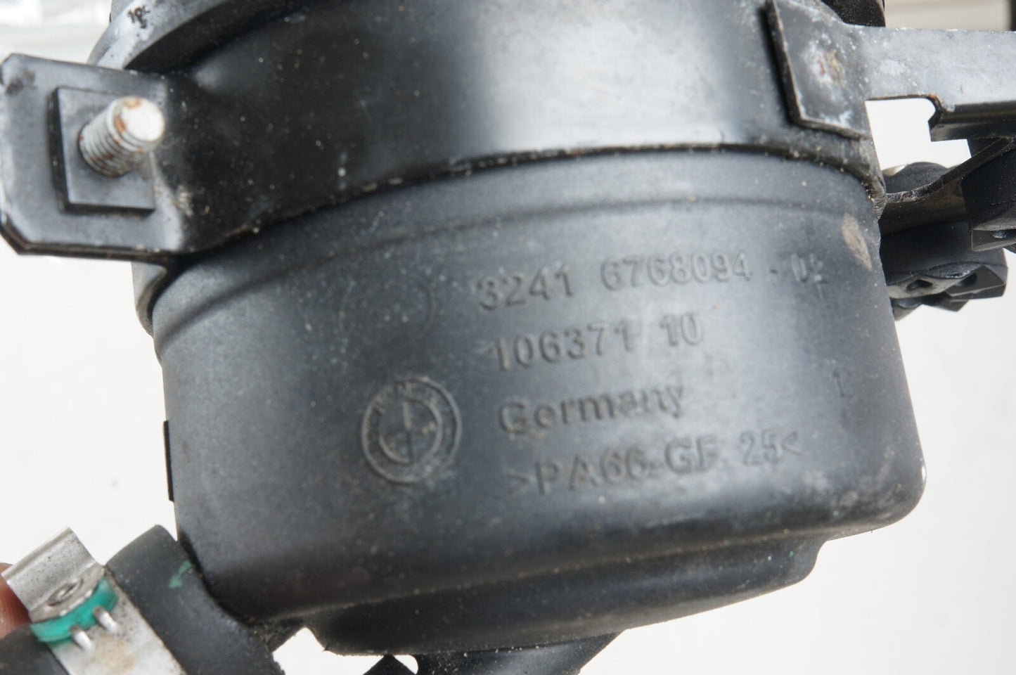 0 8-13 BMW E81 E82 E87 E88 E92 E93 POWER STEERING FLUID RESERVOIR 6768094 OEM