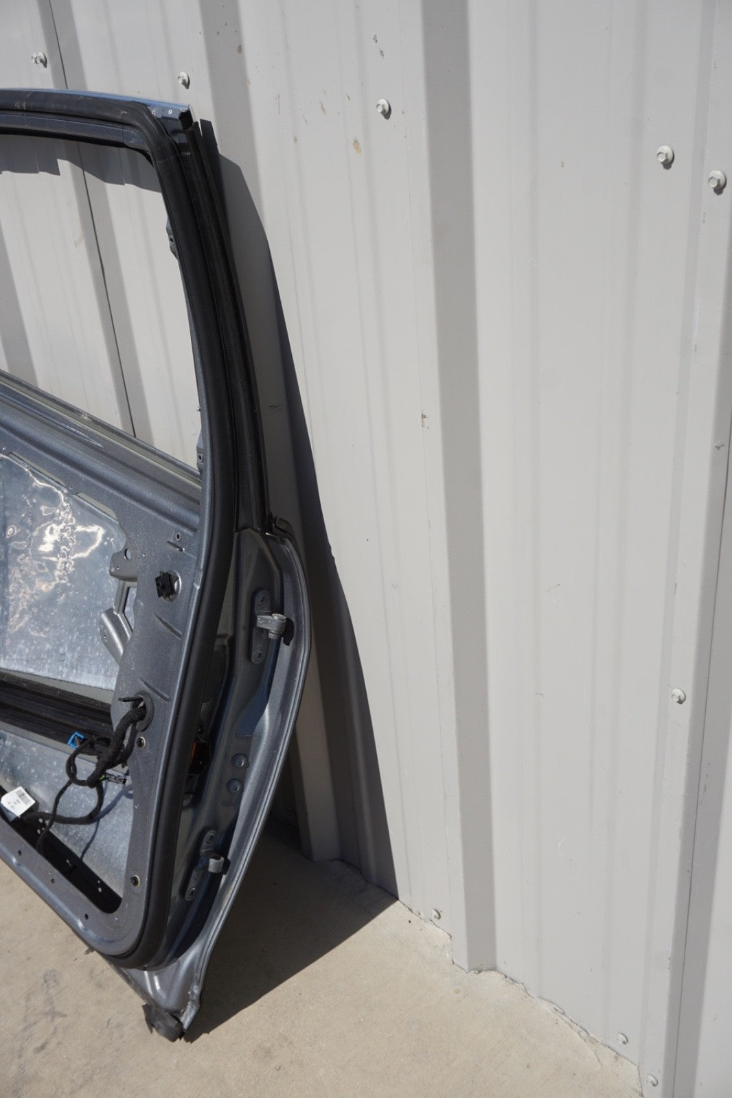 07 - 13 MERCEDES-BENZ S550 W221 REAR LEFT DRIVER SIDE DOOR SHELL OEM