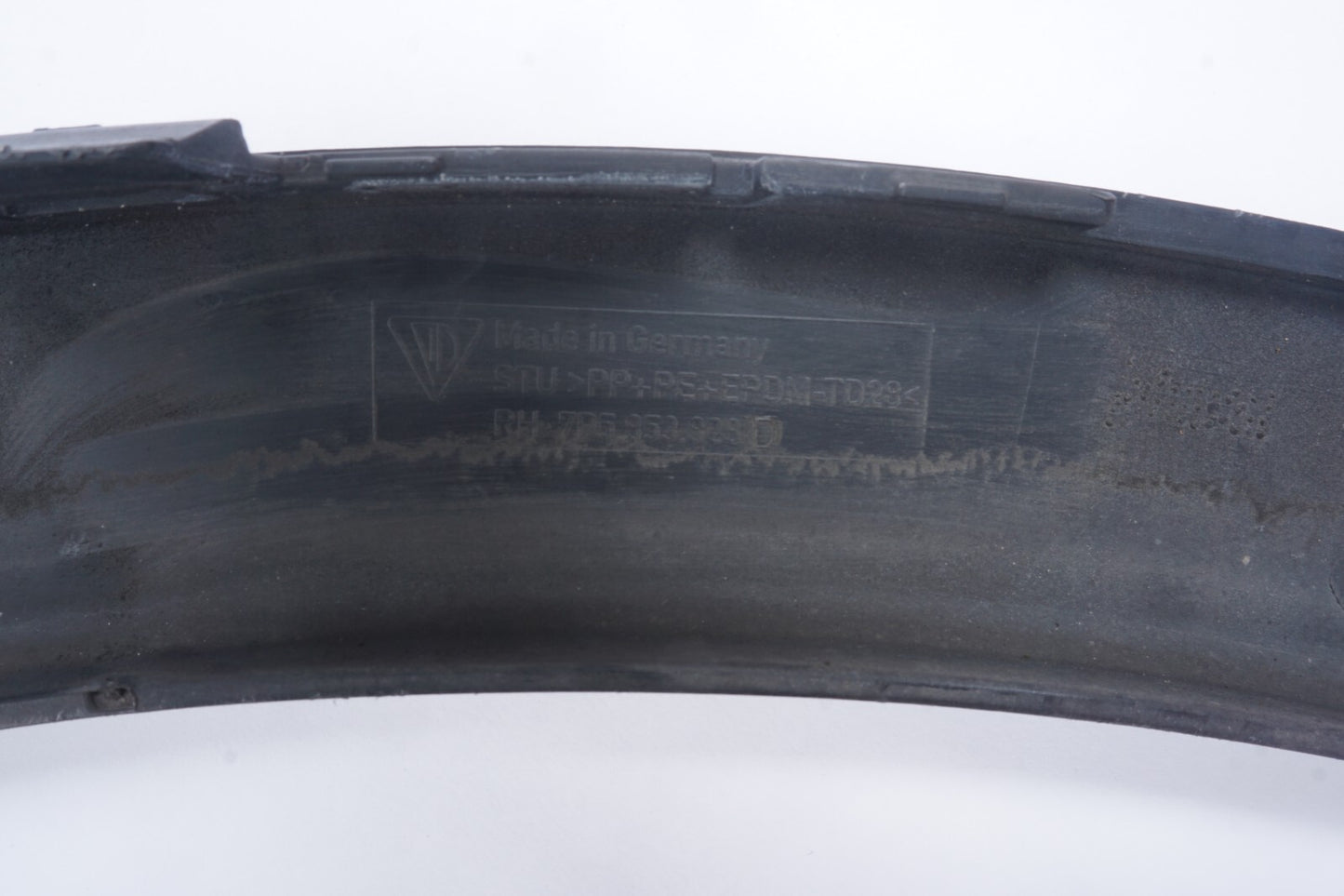 11-18 Porsche Cayenne Rear Arch Flare Fender Molding Right Passenger Side OEM