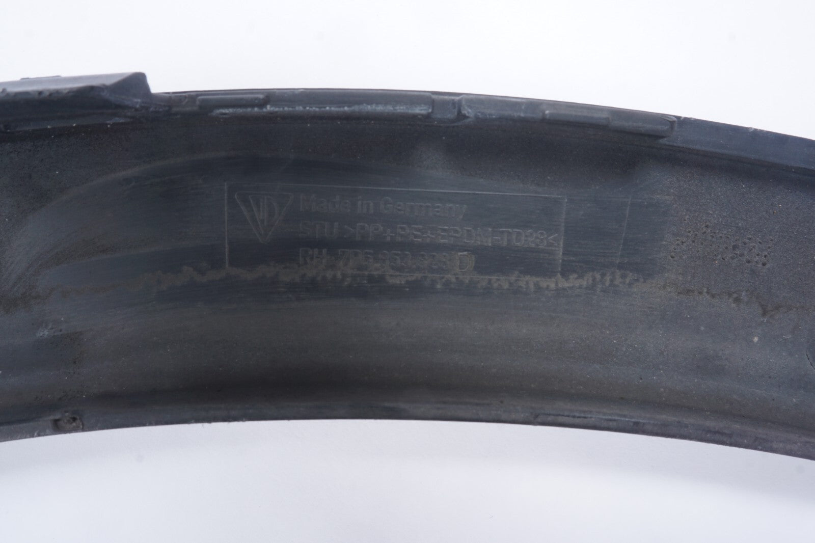 11-18 Porsche Cayenne Rear Arch Flare Fender Molding Right Passenger Side OEM